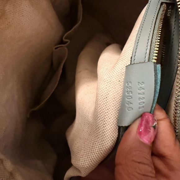 Gucci Tan and Blue Satchel - Picture 10 of 14